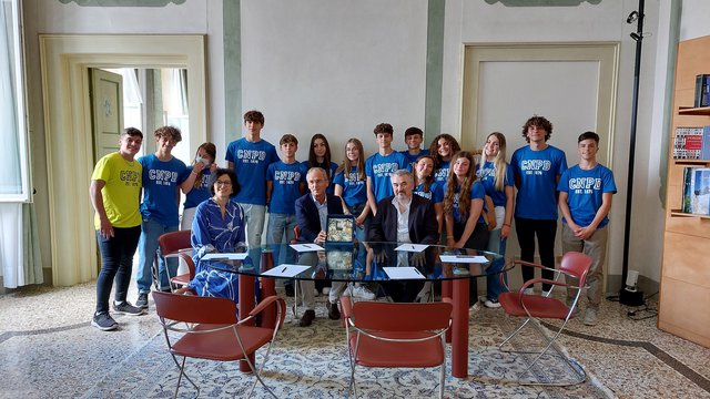 Gli studenti del progetto Studiare in Friuli incontrano il Presidente della Fondazione Friuli
