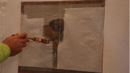 Restauro conservativo delle porte, dello stemma e degli affreschi del palazzo municipale