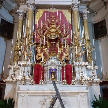 Restauro della 'macchina delle quarantaore' in legno scolpito e dorato del duomo di Tolmezzo