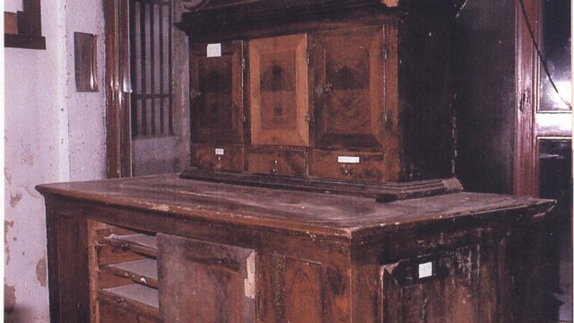 Restauro di un Canterano mobile da sacrestia della Parrocchia di Taiedo