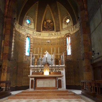 Restauro e manutenzione del catino absidale e completamento del presbiterio della Parrocchiale di san Michele Arcangelo