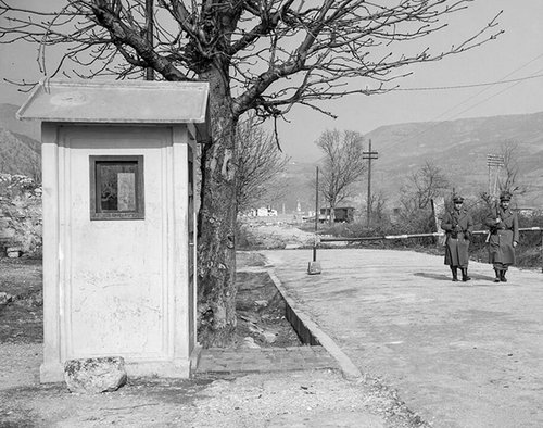 Trasformazioni. Gorizia 1863-2025. Luoghi e persone nella fotografia artistica