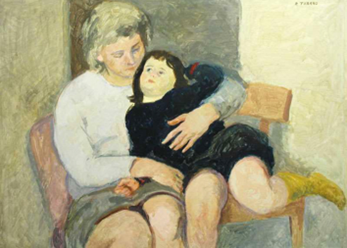 Mamma seduta con bambina