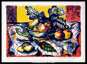 Interno con tovaglia azzurra